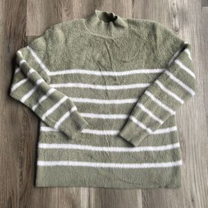 Bailey/44 fuzzy mock neck stripe sweater olive green‎ white size L SUPER SOFT